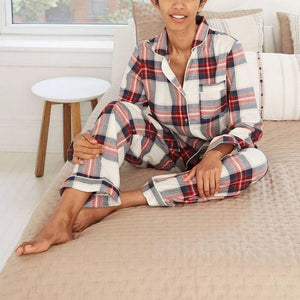 check-Pyjama-set-for-women