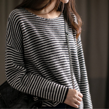 Load image into Gallery viewer, Black and White Stripes Women Cashmere long sleeves O-neck  Pullover
