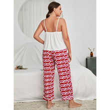 Load image into Gallery viewer, Kiss Plus Size Pyjamas Set
